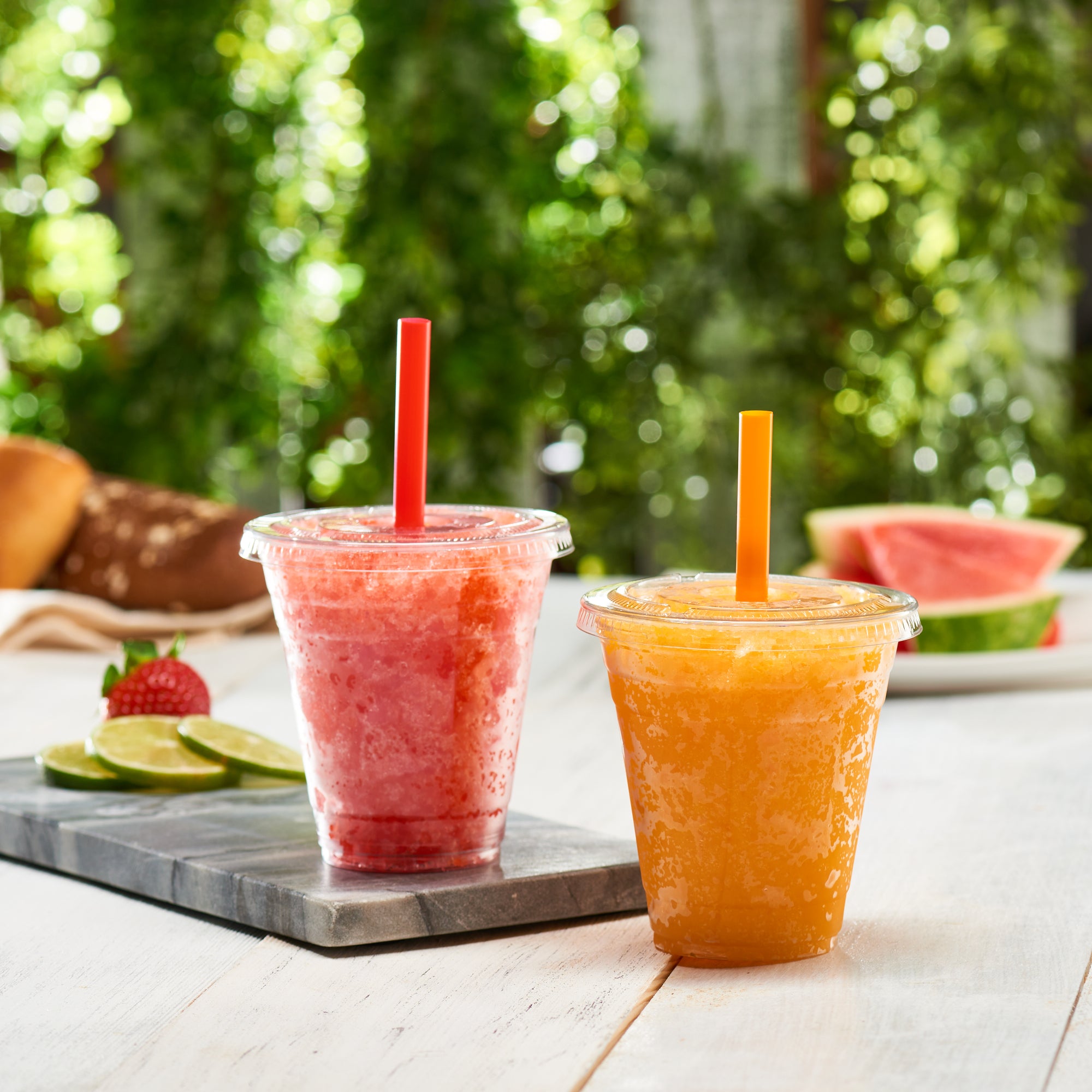 12 oz. Crystal Clear Plastic Cups With Flat Lids & Colored Straws - Comfy Package