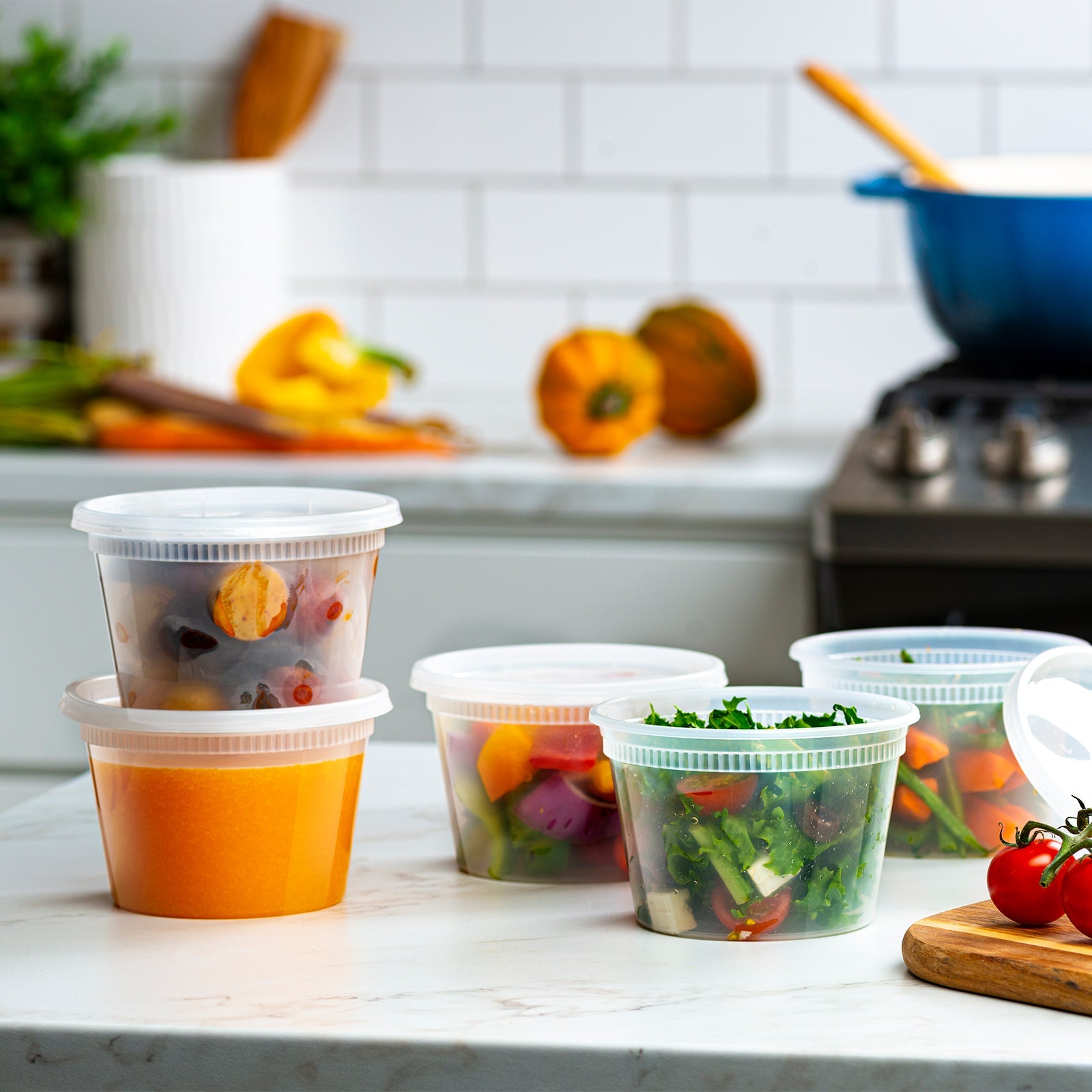 16 oz. Deli Food Storage Containers With Lids - Comfy Package