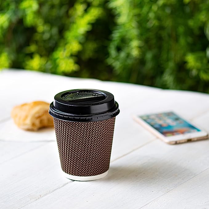 10 oz. Insulated Brown Patterned Ripple Paper Hot Coffee Cups With Lids - Comfy Package