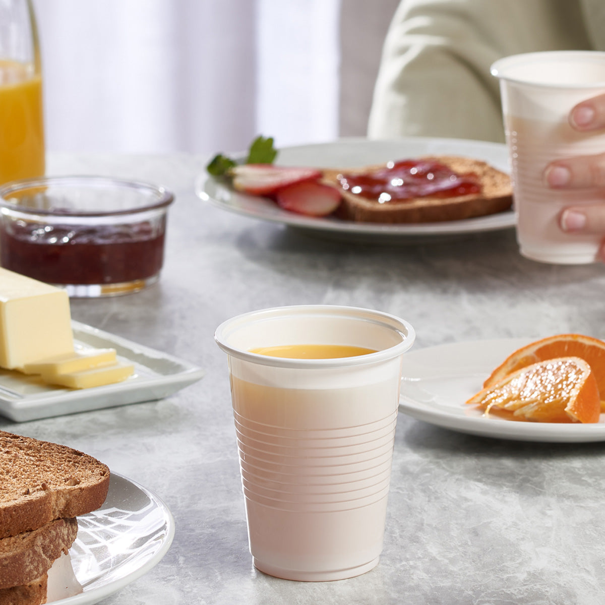 7 oz. White Disposable Plastic Cups - Comfy Package