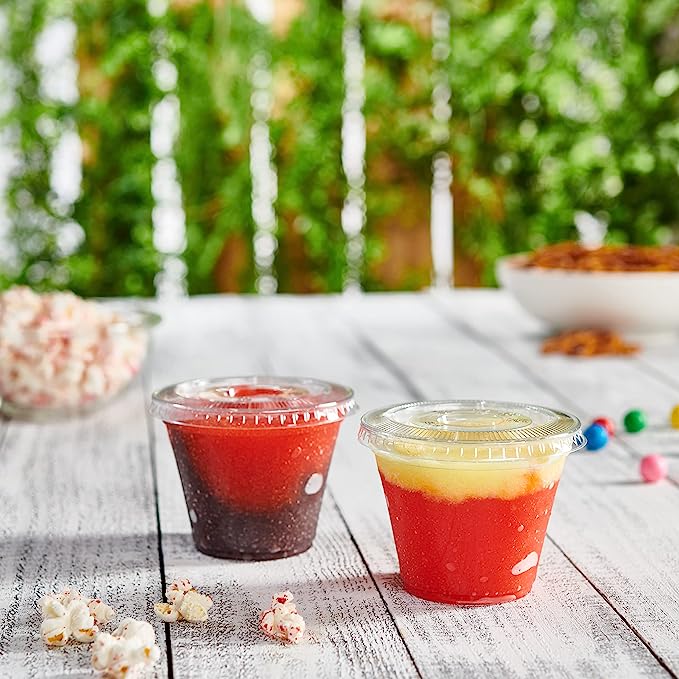 9 oz. Crystal Clear PET Plastic Cups with Lids - Comfy Package