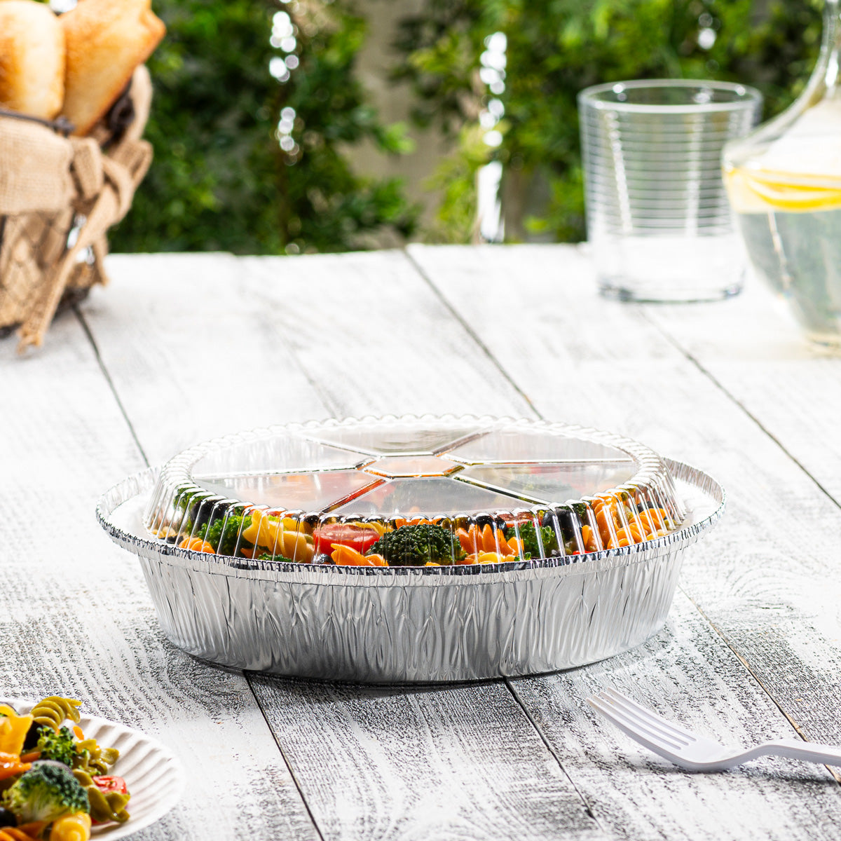 9 Inch Disposable Round Aluminum Foil Pans with Clear Plastic Dome Lids