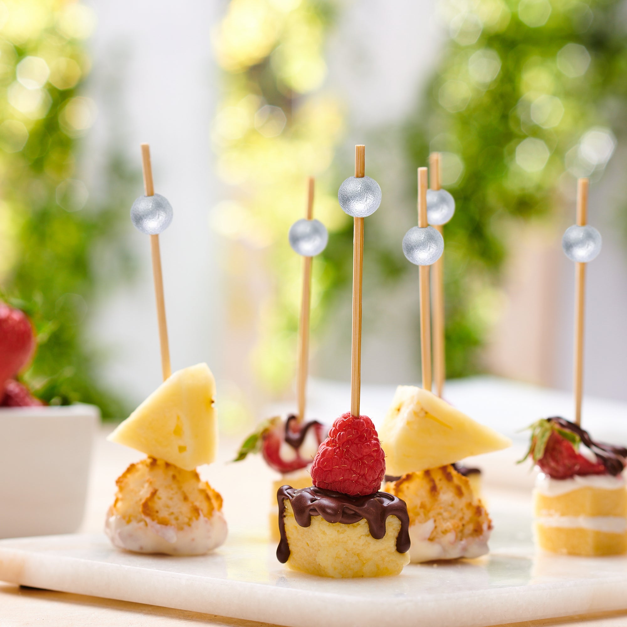 Cocktail Picks & Food Toothpicks - 4.7 Inch Wooden Pick Skewers for Drinks & Appetizers