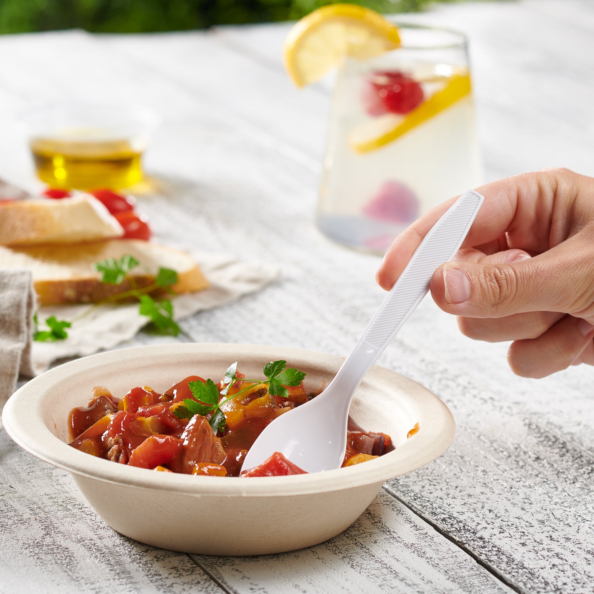Extra Heavyweight Disposable White Plastic Soup Spoons - Comfy Package