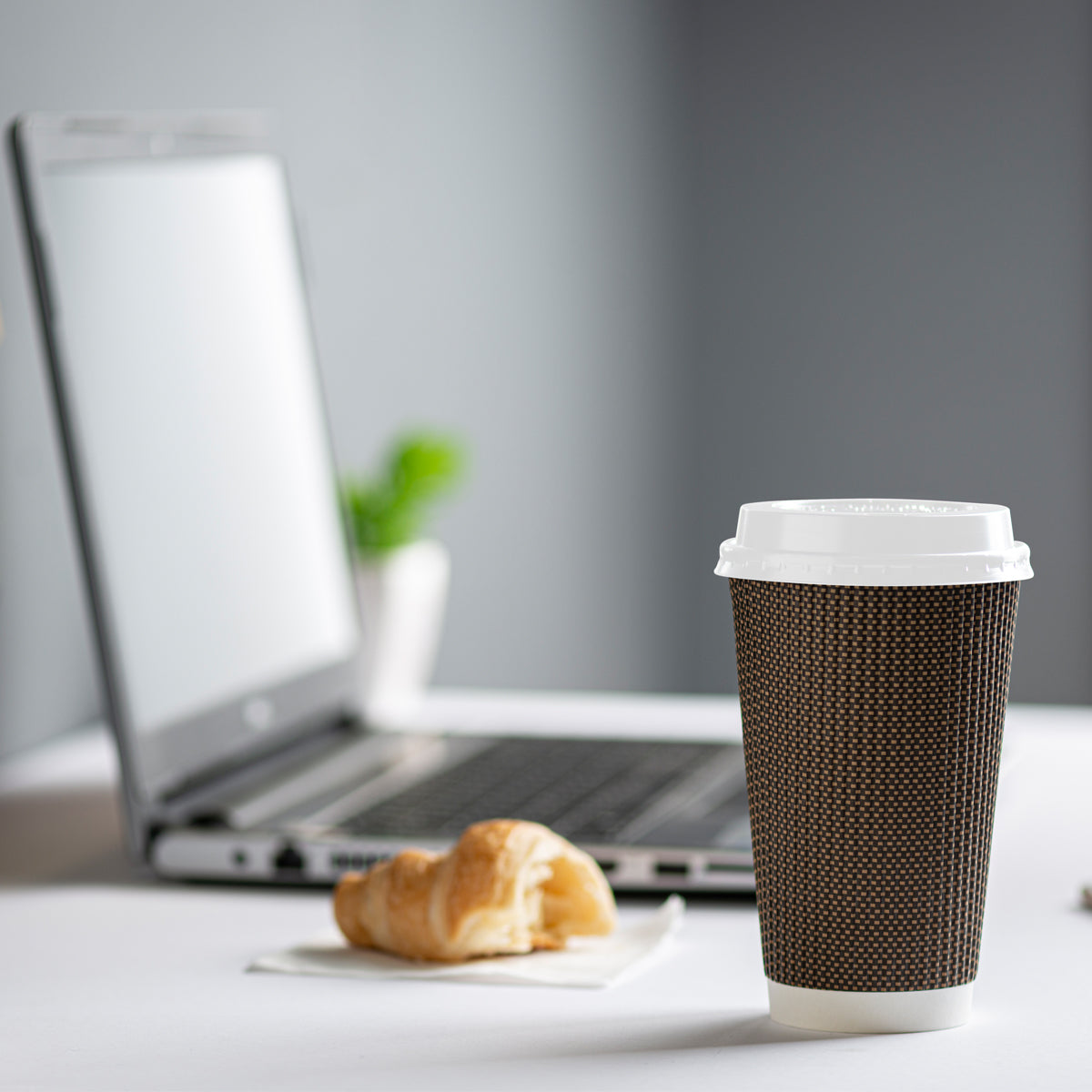 Disposable Plastic Dome Lids for 10, 12, 16, & 20 oz. Paper Hot Coffee Cup - White - Comfy Package