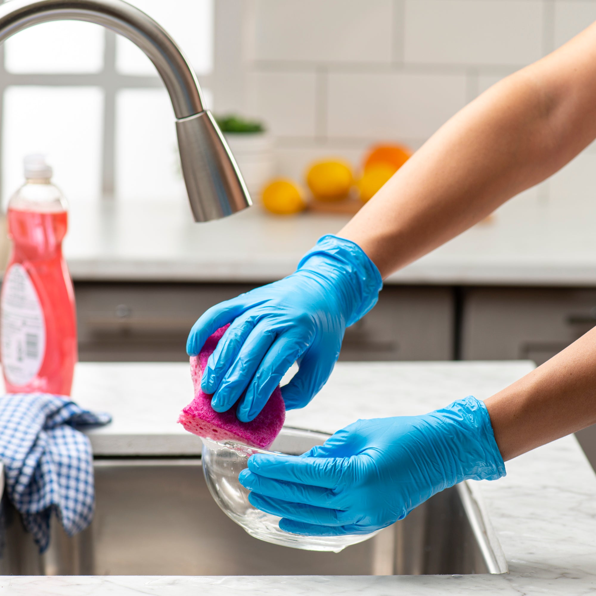 Synthetic Vinyl Blend Disposable Plastic Gloves Powder & Latex Free - X-Large - Comfy Package