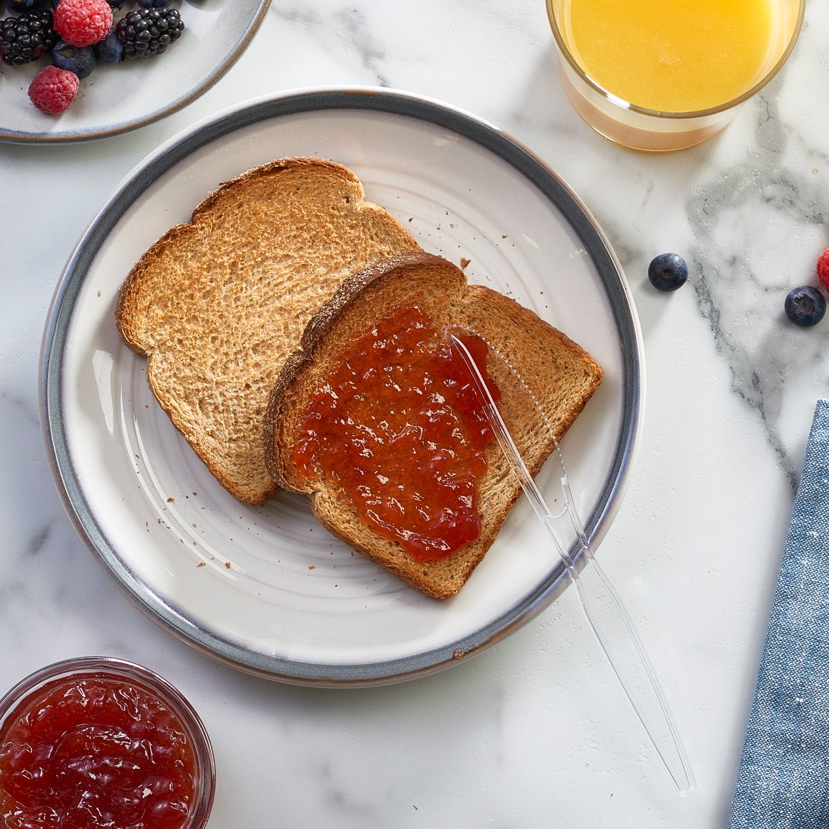 Heavyweight Disposable Basic Plastic Knives - Clear - Comfy Package