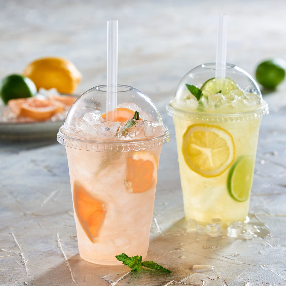 16 oz. Clear Plastic Cups with Dome Lids - Comfy Package