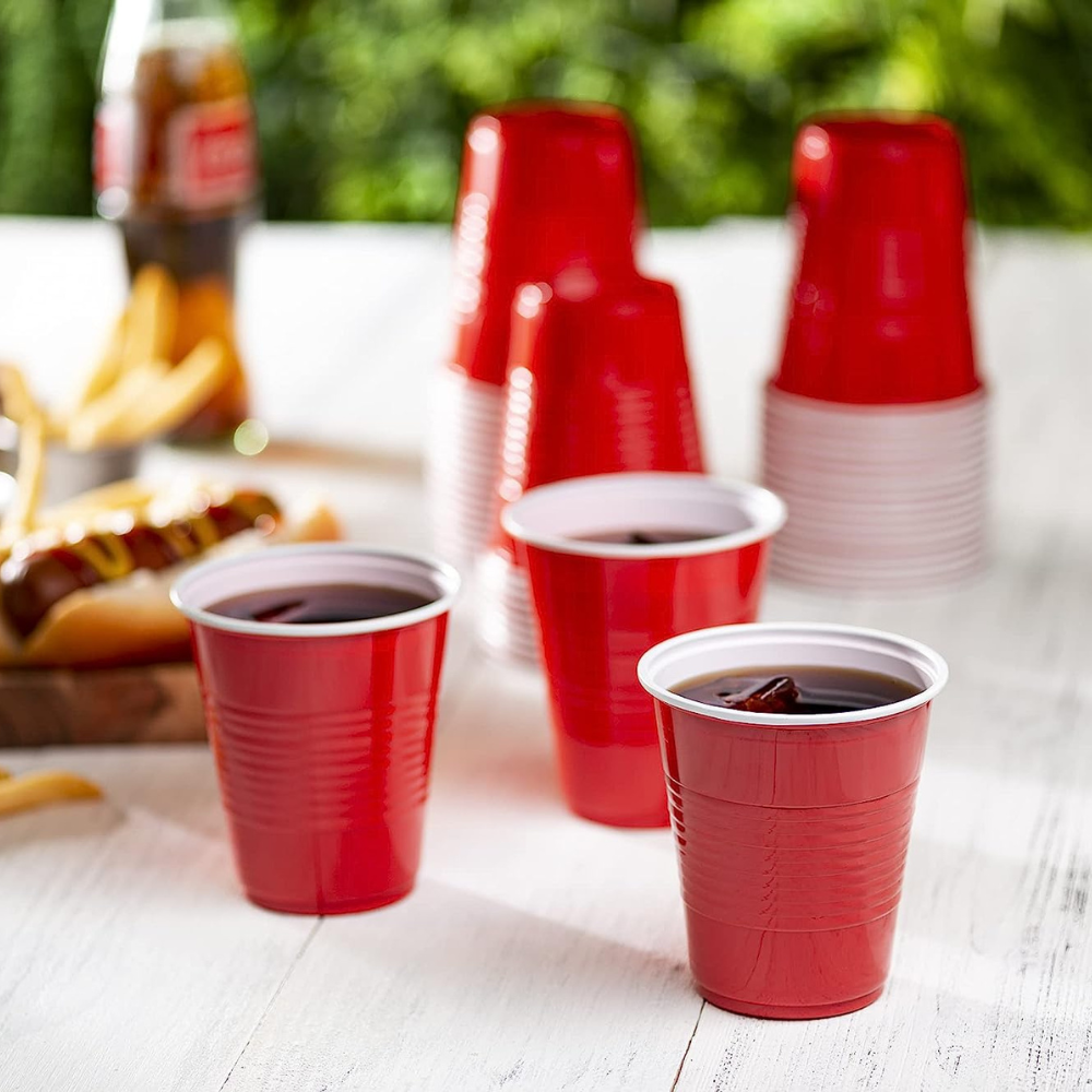 Disposable Party Plastic Cups 12 oz. Red Drinking Cups