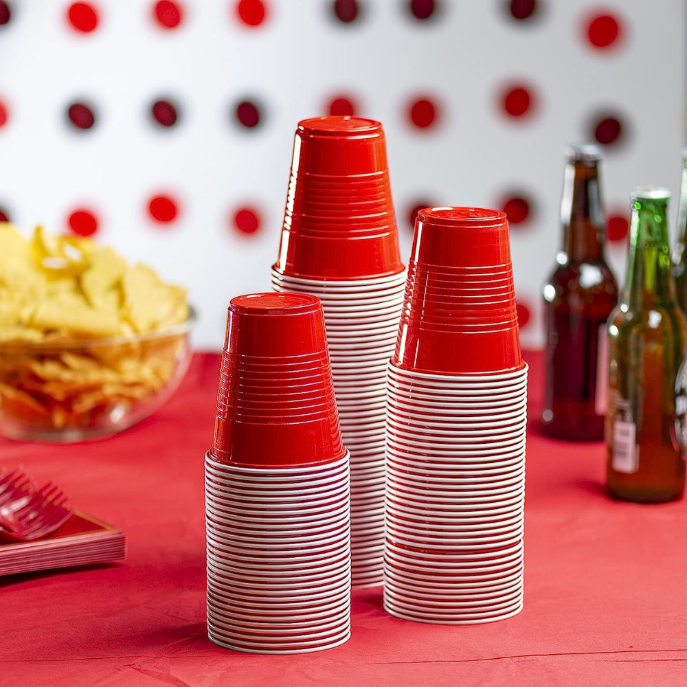 Disposable Party Plastic Cups 12 oz. Red Drinking Cups