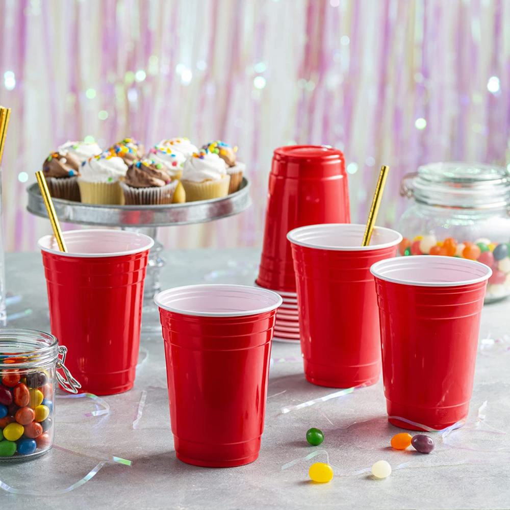 Disposable Party Plastic Cups 18 oz. Red Drinking Cups