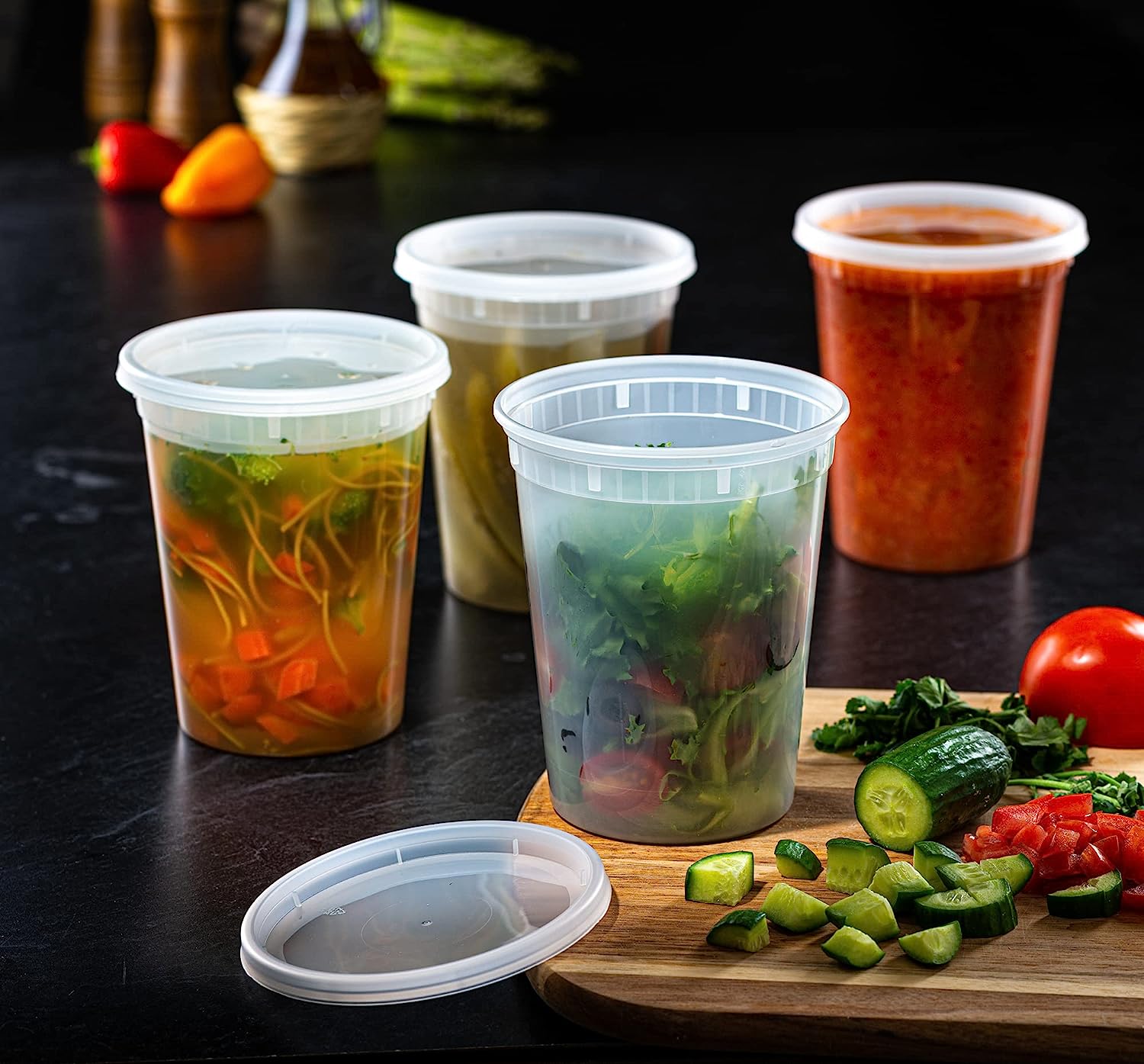 32 oz. Plastic Deli Food Storage Containers with Airtight Lids - Comfy Package