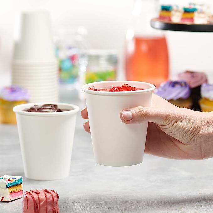 10 oz. Squat White Paper Hot Cups - Comfy Package