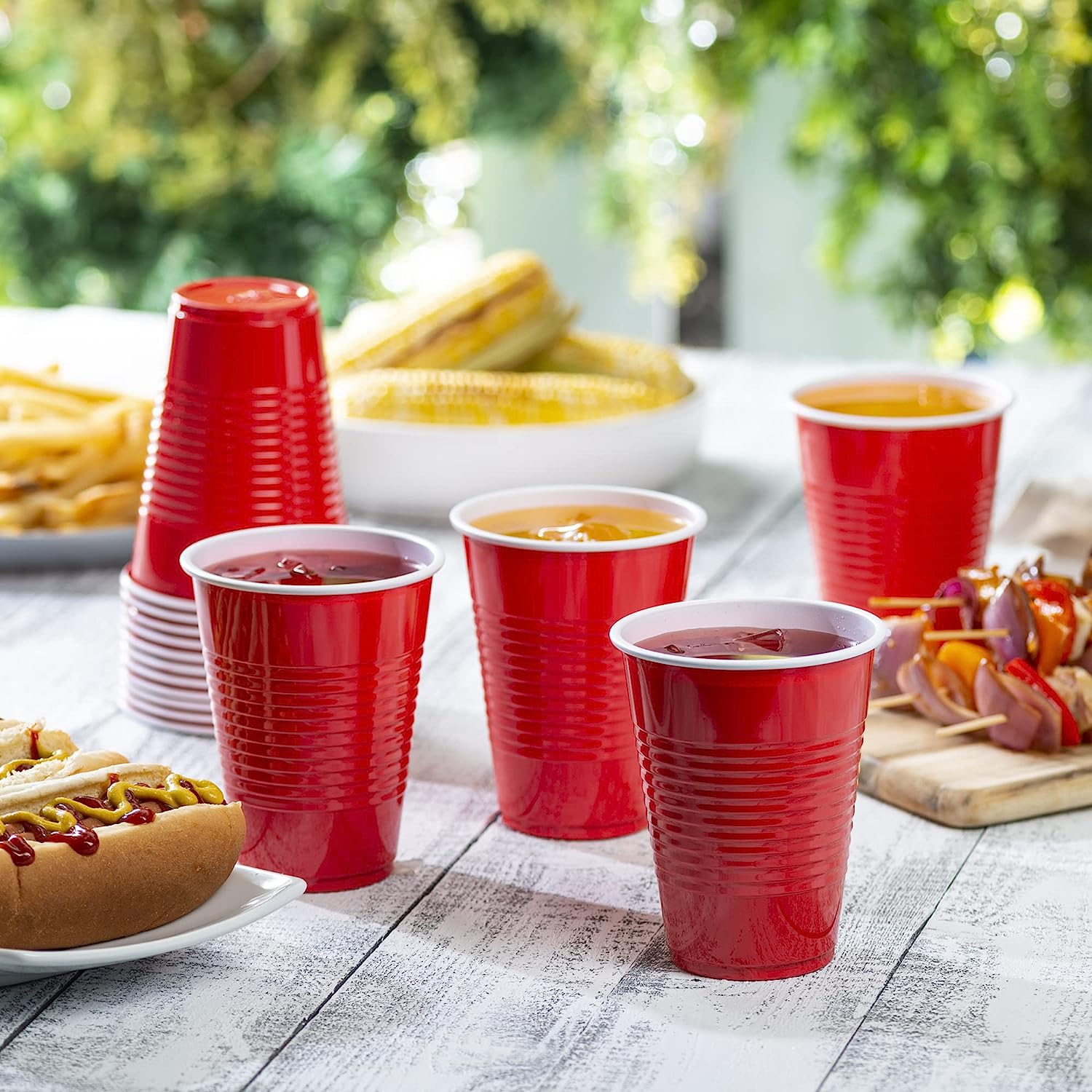 Disposable Party Plastic Cups 16 oz. Red Drinking Cups