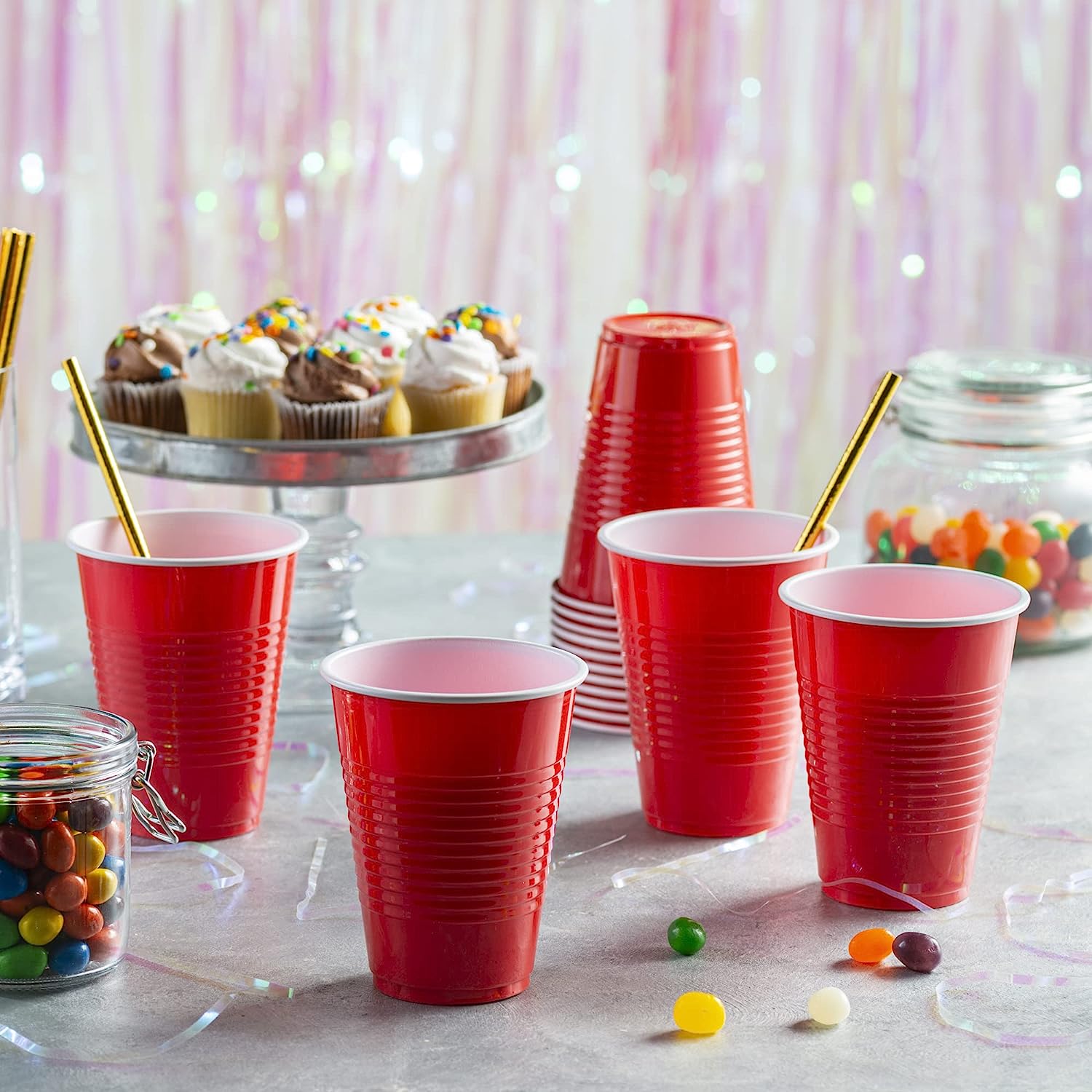 Disposable Party Plastic Cups 16 oz. Red Drinking Cups