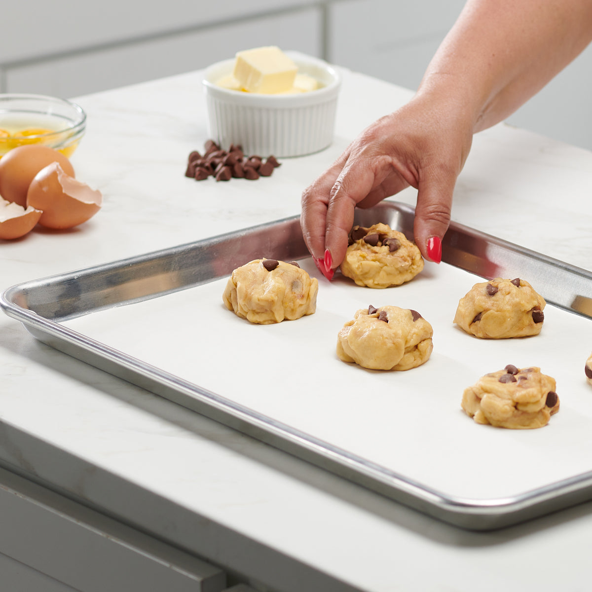 12 x 16 Inch - Precut Baking Parchment Paper Sheets - White - Comfy Package
