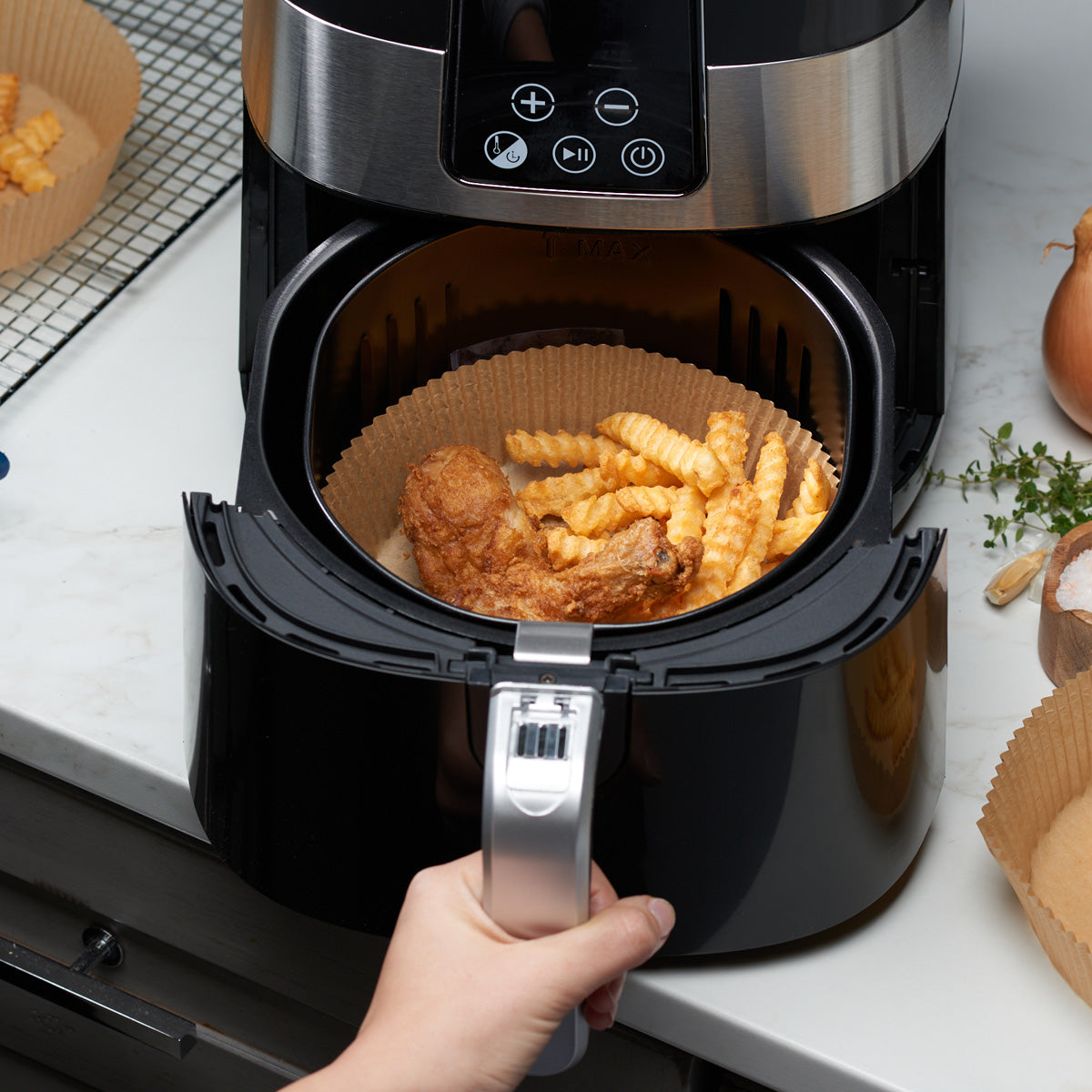 7.9 Inch Disposable Round Air Fryer Liners - Kraft - Comfy Package
