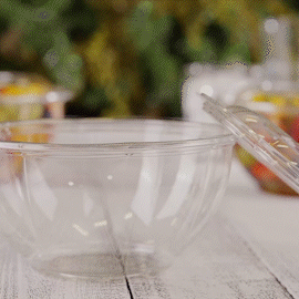 32 oz. Plastic Salad Bowls To-Go With Airtight Lids - Comfy Package