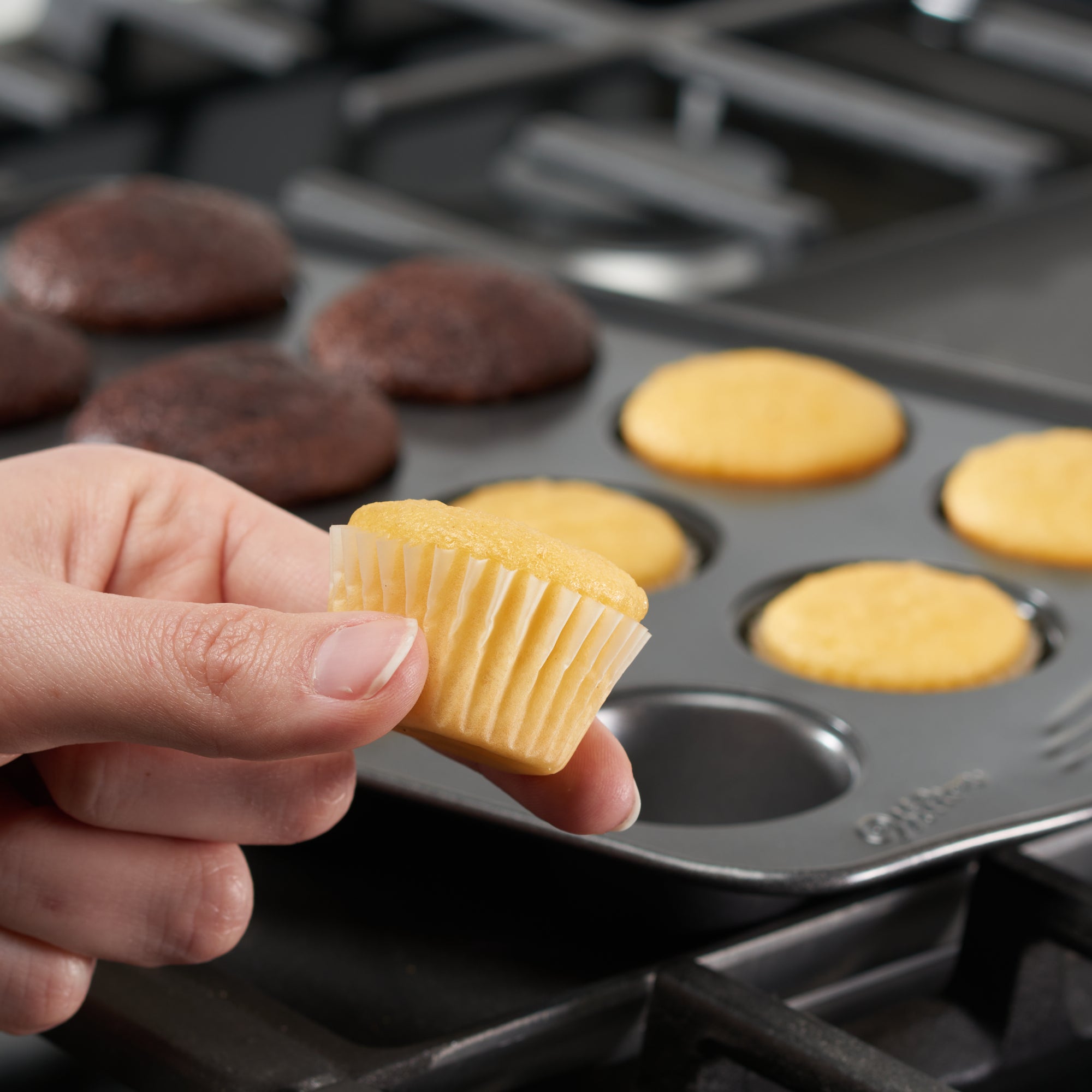 Mini White Cupcake Liners, Food Grade & Grease-Proof, Baking Cups