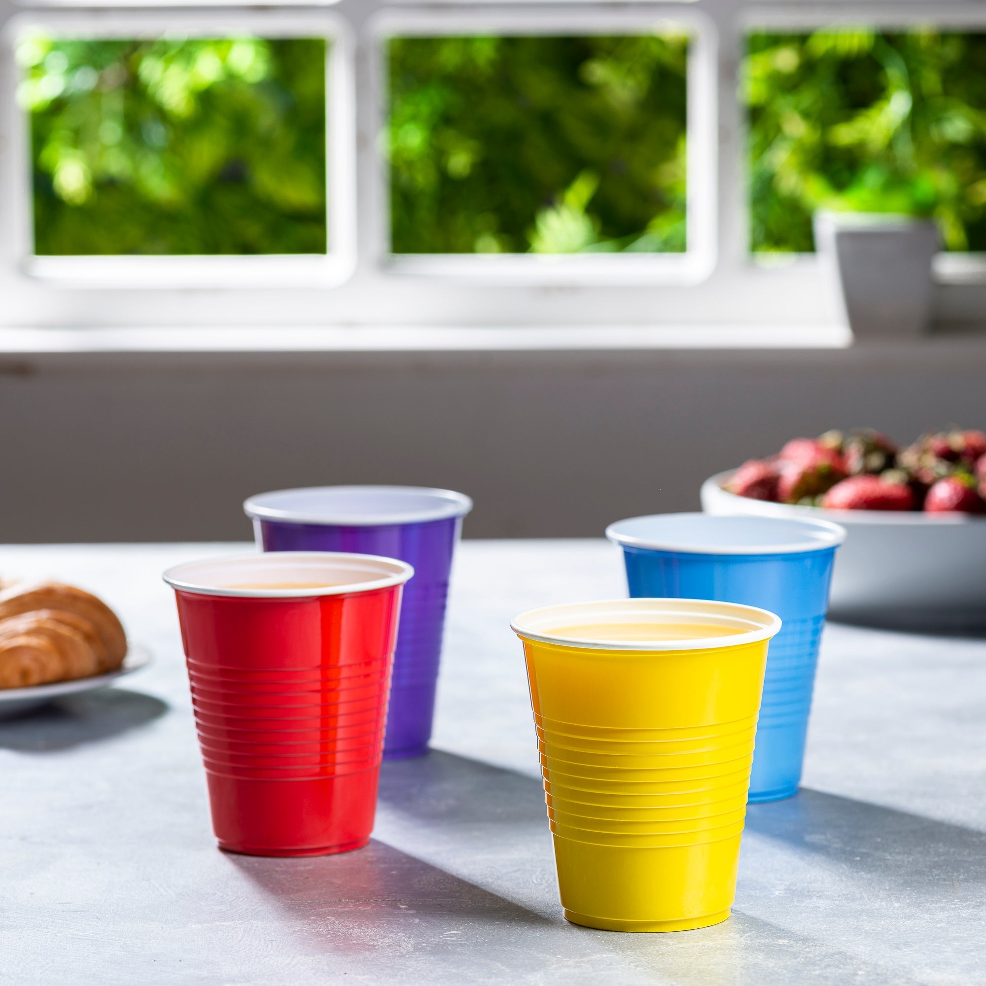 [Case of] Disposable Party Plastic Cups 12 oz. Assorted Colors Drinking Cups