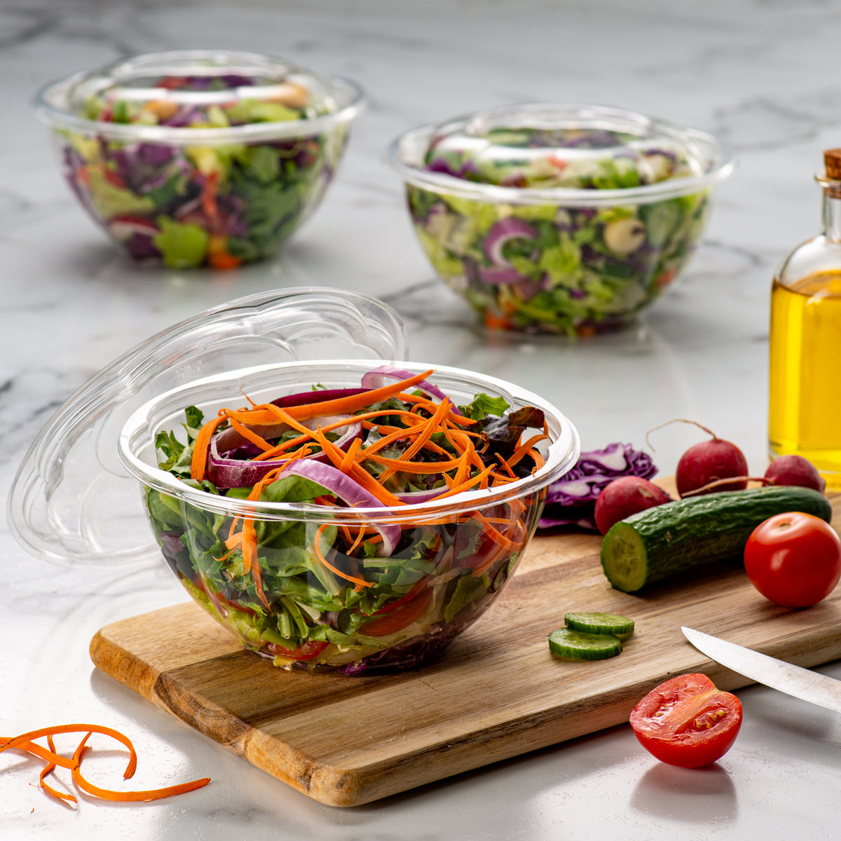 32 oz. Plastic Salad Bowls To-Go With Airtight Lids - Thumbnail 5