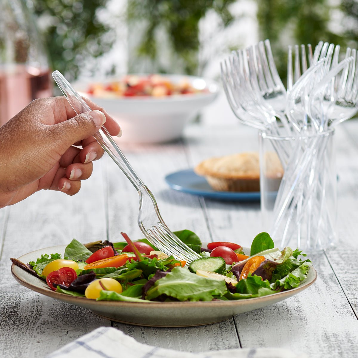 Heavyweight Disposable Basic Plastic Forks - Clear